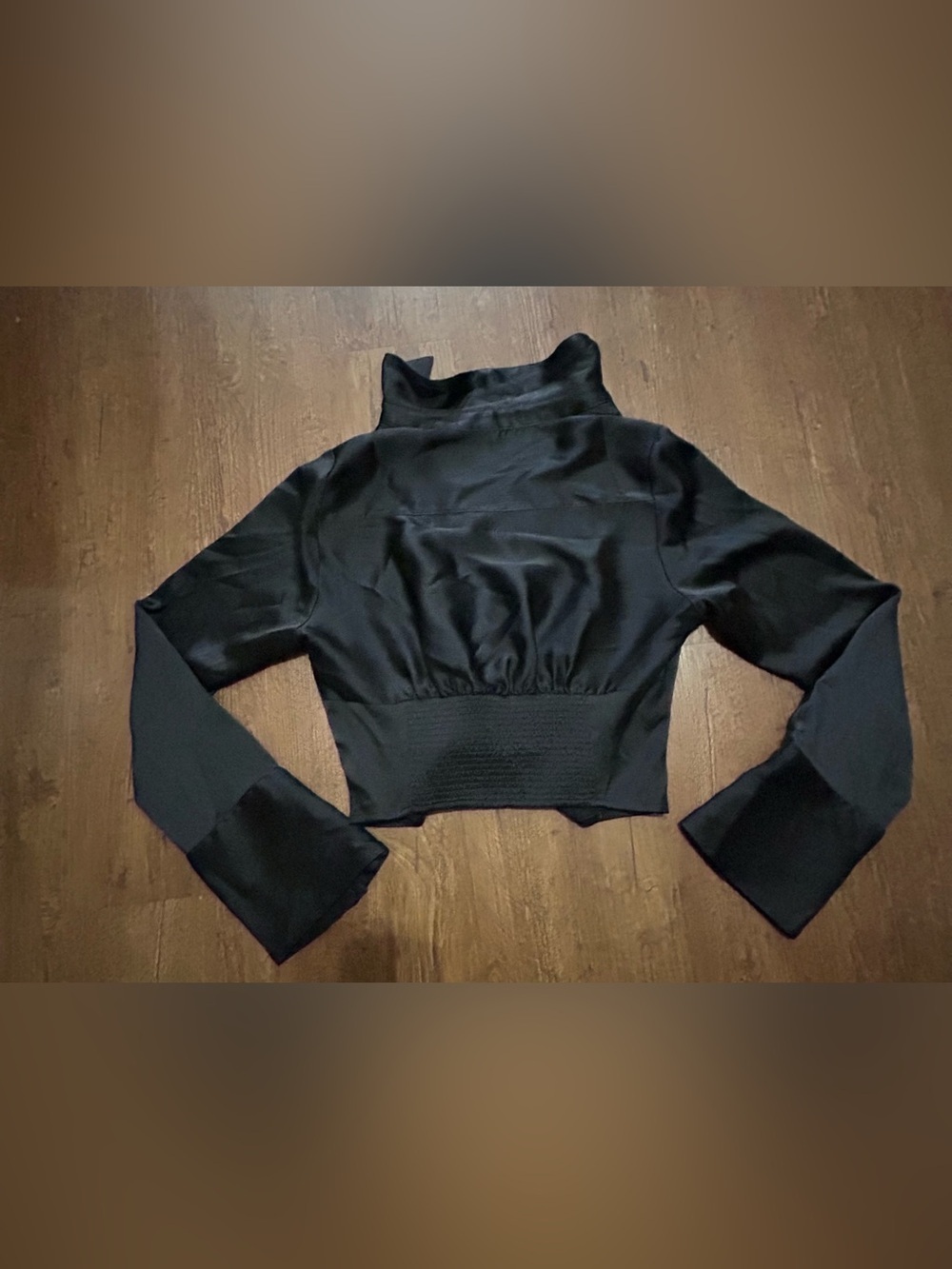 Free People Black Satin Ruched Tie Front Crop Blouse Long Sleeve S/P Y2K - Picture 3 of 8